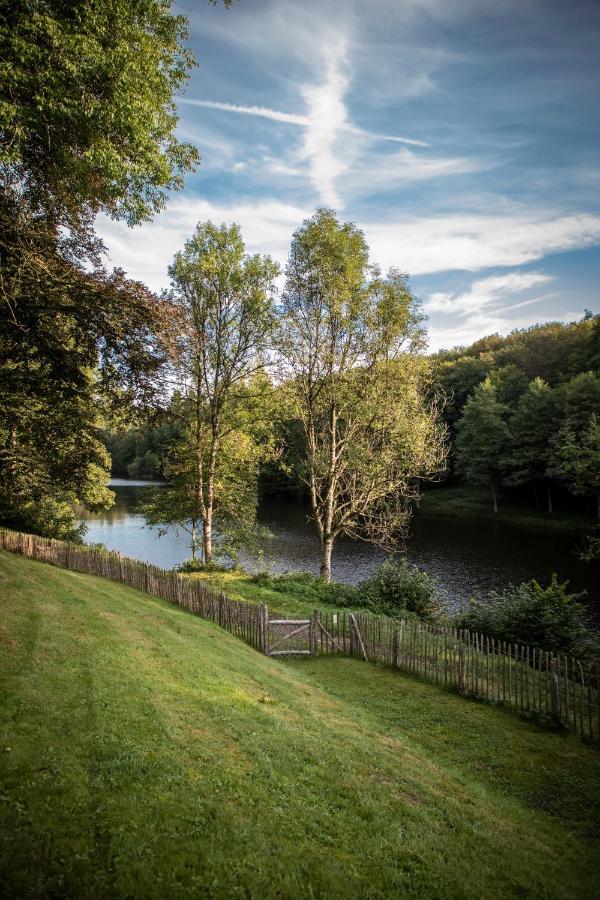 Chateau Du Pont D'Oye Habay-la-Neuve Exterior foto
